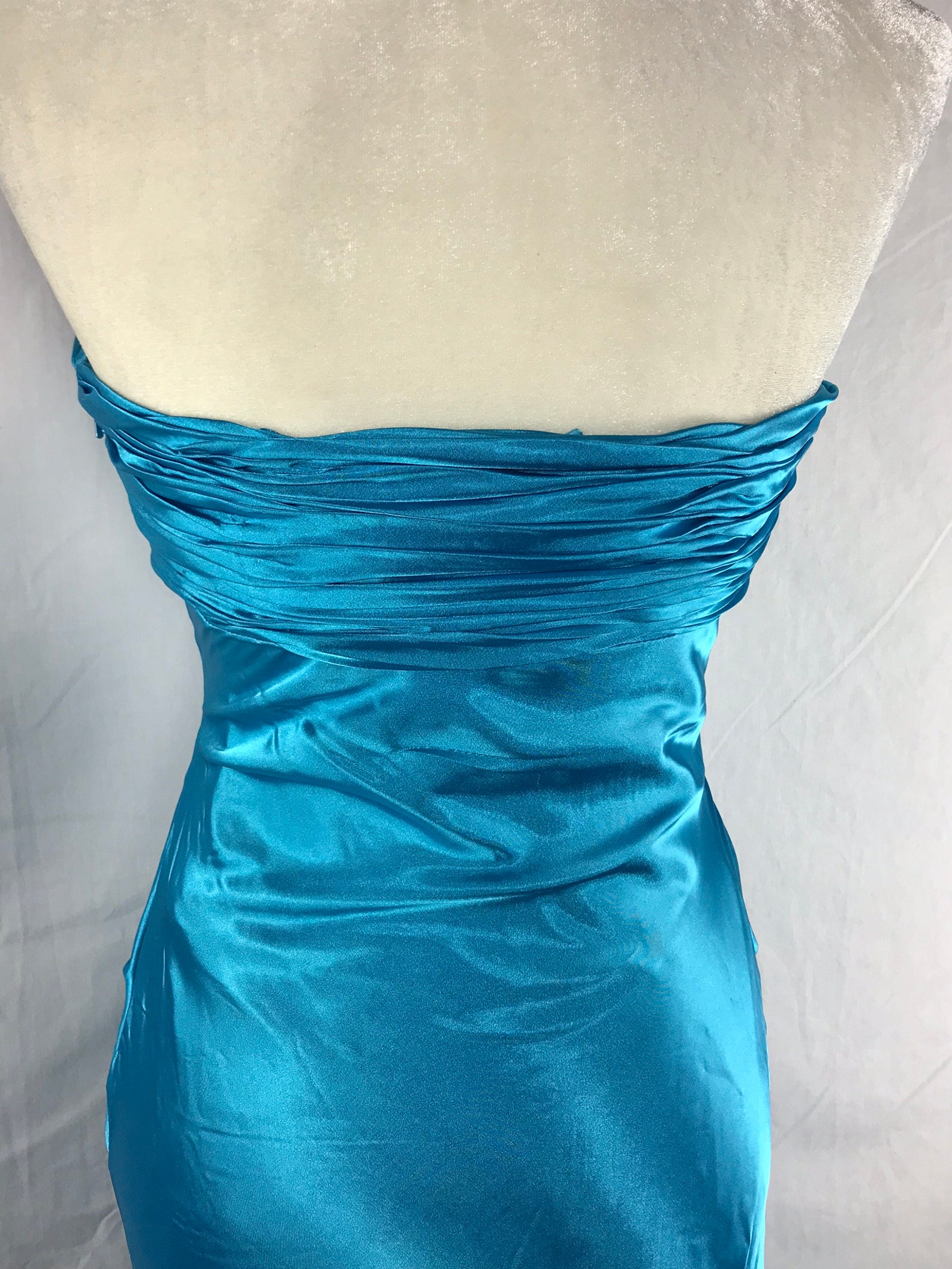 Vibrant Blue Exotic Gown Dress Mermaid Sheath Regal style | Etsy