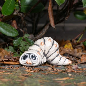 Raupe Wurm Gartenwurm Gartendeko