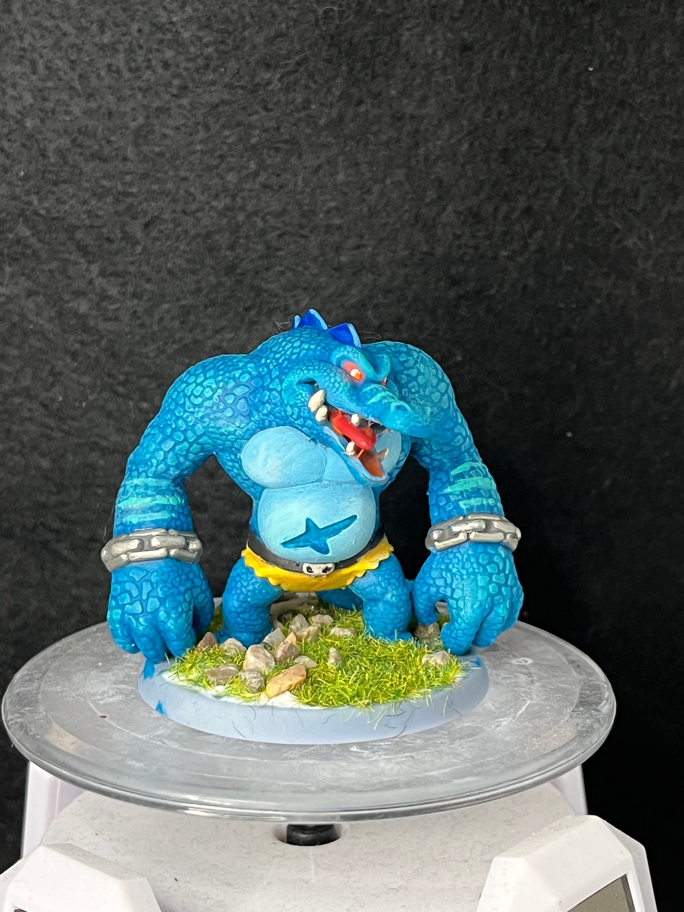 ボブルヘッド・キングコング Kludge That Don't Budge - Etsy