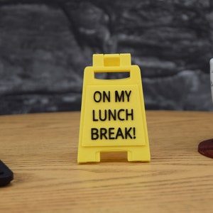 Personalized Mini Desk Sign – Custom Message, Eco-Friendly Yellow