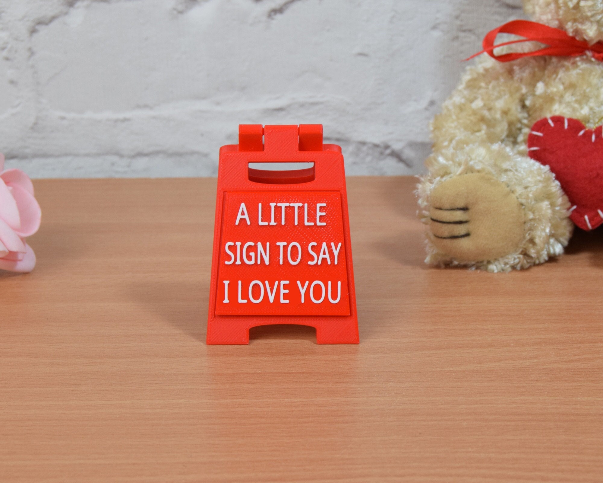 Romantic MINI SIGN. A little sign to say I love you. Valentines gift with message on! Fun girlfriend or boyfriend gift. Cute valentines gift - Image 1