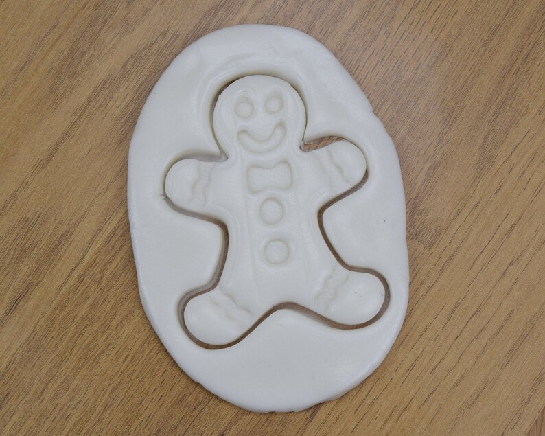 Gingerbread Man cookie cutter - party food image 6