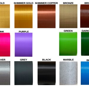 Puede incluir: Una tabla que muestra 15 colores diferentes de filamento para impresi&oacute;n 3D. Los colores son: oro, oro brillante, cobre brillante, bronce, marr&oacute;n, rosa, morado, verde, verde oscuro, plata, gris, negro, m&aacute;rmol y azul.