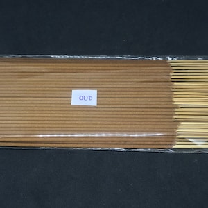 Oud/Agarwood Incense Sticks - 100% Natural Incense Sticks - Christmas Incense Sticks - Traditional Indian Incense - ISOUD