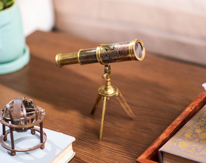 Vintage Brass Telescope with Tripod: Functional Nautical Decor