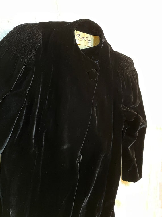 Franklin Simon's 1910s-1930s Long Black Velvet Wo… - image 2