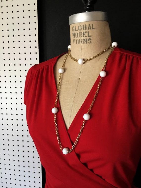 Long White Ball Beaded Gold Chain Necklace |Vinta… - image 10