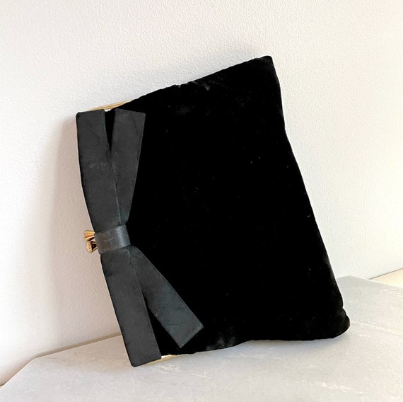 Vintage Clutch 1950's Black Velvet Matte Black Sa… - image 8