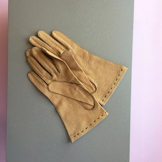 Carmel Leather 1950's Women's Gloves | Dotted Lin… - image 3