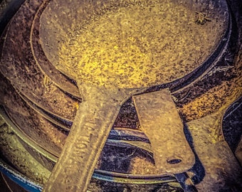 Old Cast Iron Cookware-2