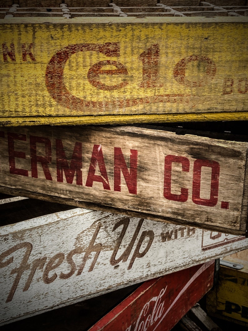 Vintage Shipping Crates Digital Download zdjęcie 1