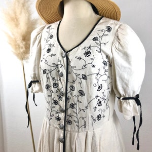Vintage traditional dress beige/black linen cotton size 44/US 12 &gt;please note dimensions&lt;