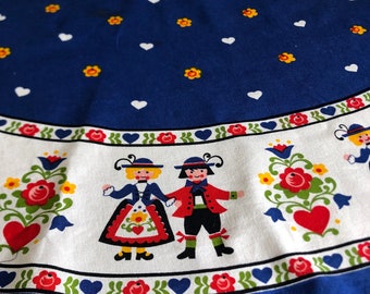 Vintage tablecloth round, farmer's motif, traditional costumes, dirndl, lederhosen, Oktoberfest