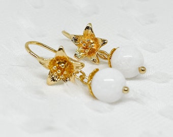 Brass earrings with flower and jade bead, gold plated earrings, wedding, bride, gift, gemstone earrings