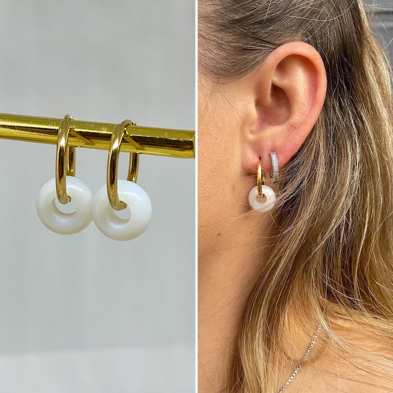Donut gemstone hoop earrings, ion coated 18K gold plated hoop earrings 18 mm with natural stone, huggie earrings with gemstone donuts Opalit Glas