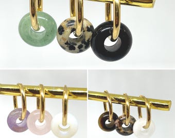 Donut edelsteen creolen, ion-gecoate 18K vergulde creolen 18 mm met natuursteen, huggie oorbellen met edelsteen donuts