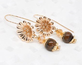 Brass earrings with flower, with tiger eye and crystal beads, gold plated earrings, wedding, bridal, gift, gemstone earrings