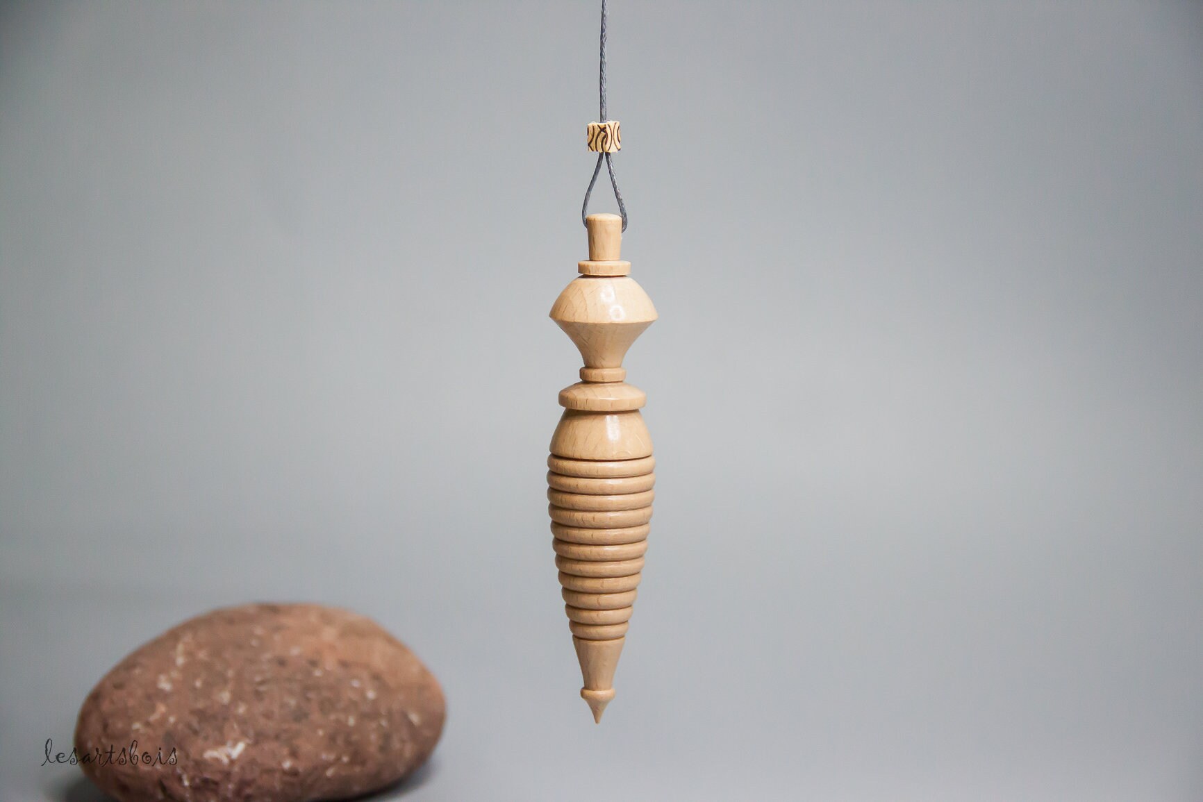 Pendule de Radiesthésie en Bois Hêtre