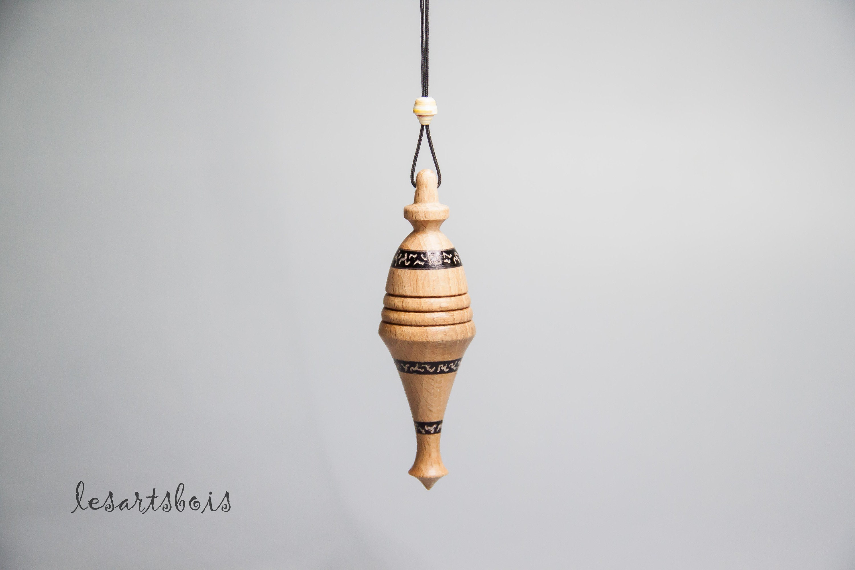 Pendule de Radiesthésie en Bois Hêtre