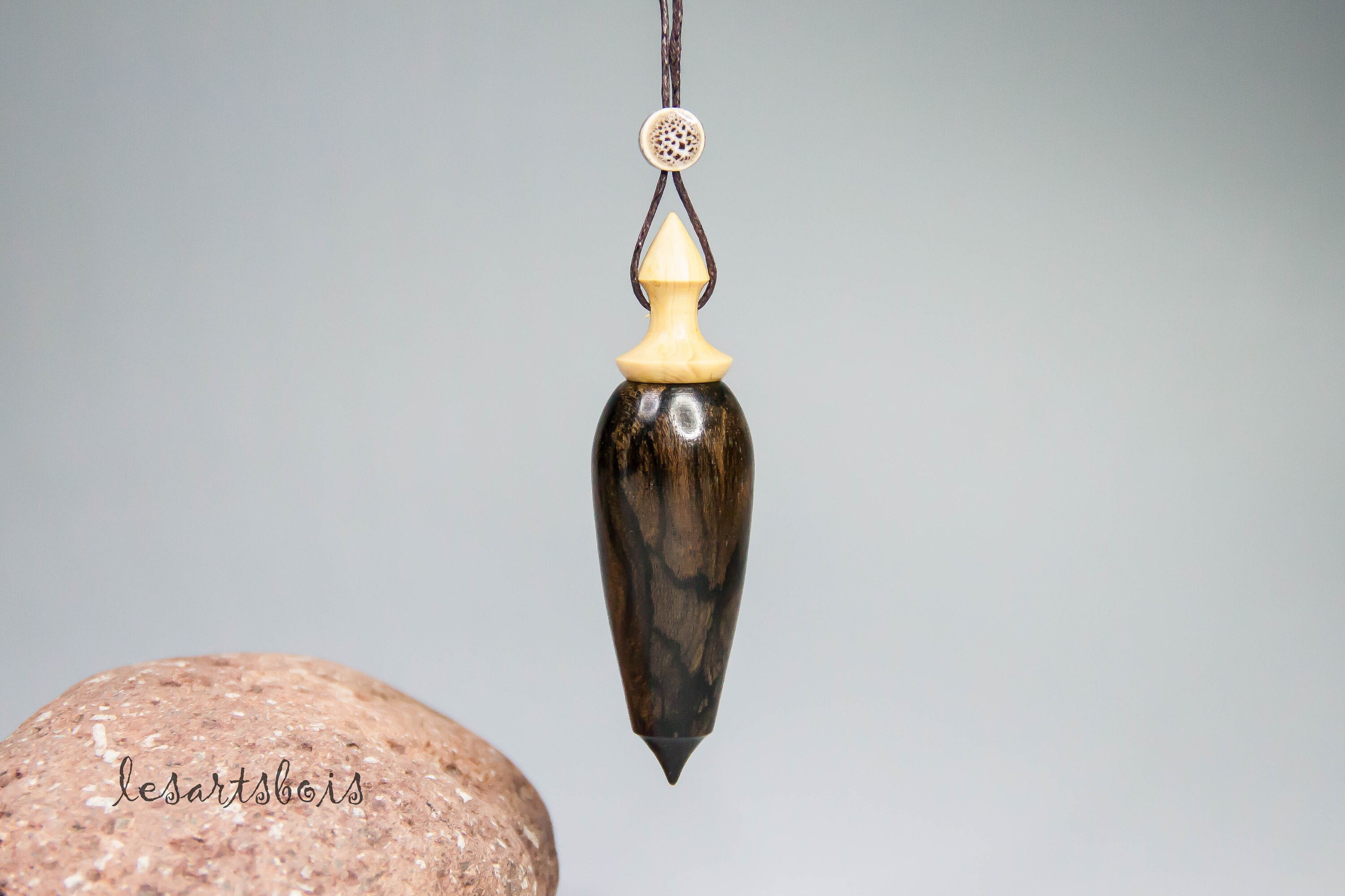 Pendule de Radiesthésie en Bois Précieux Du Mexique | Ziricote et Buis France