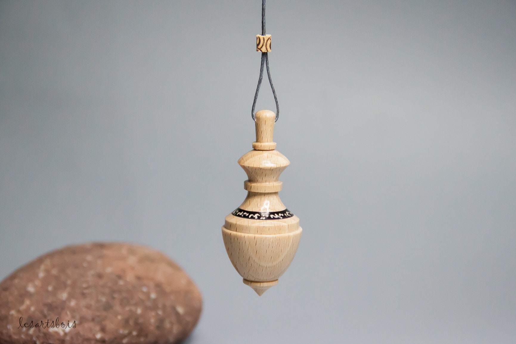 Pendule de Radiesthésie en Bois Hêtre