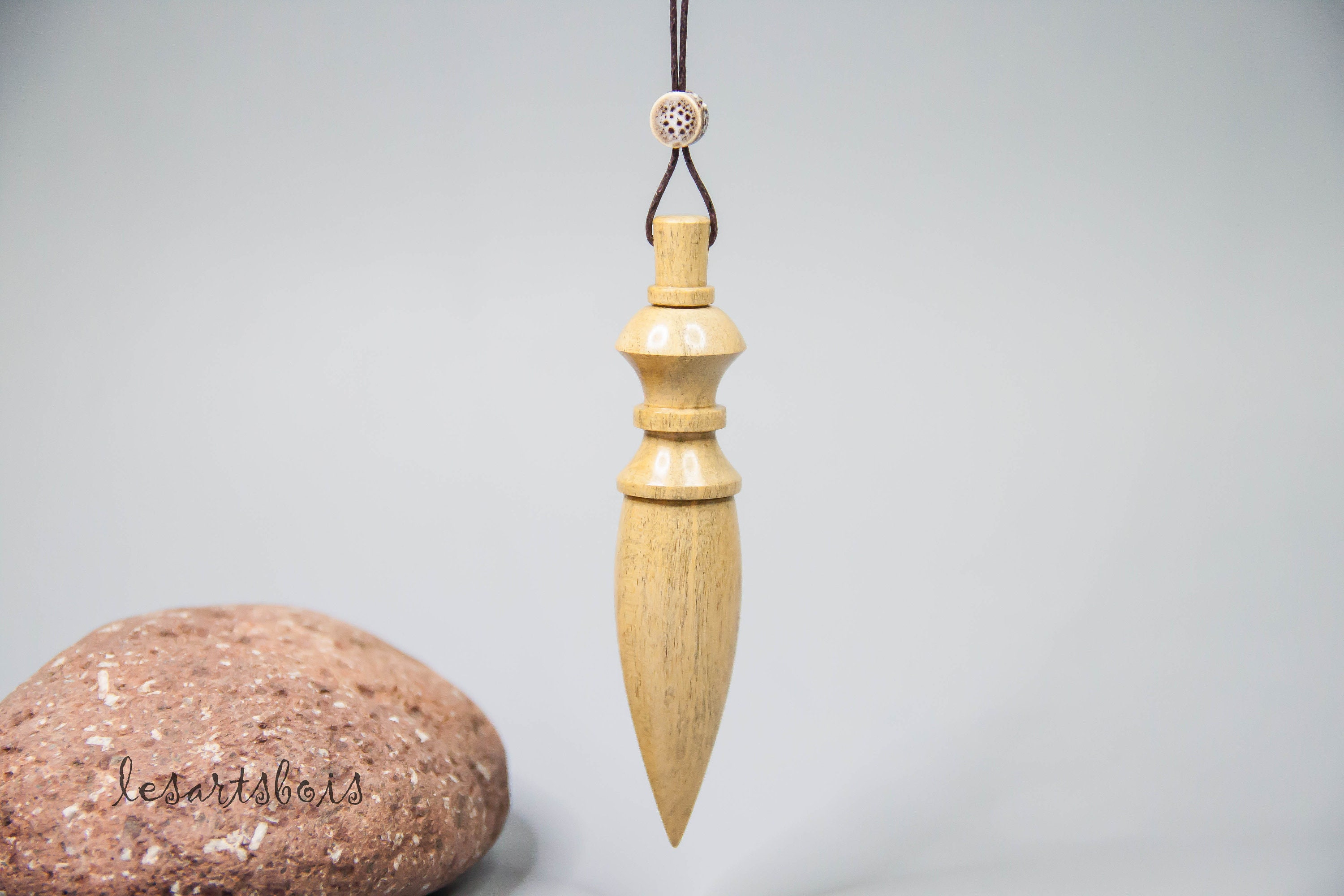 Pendule de Radiesthésie en Bois Précieux Du Laos | Ebène Blanc