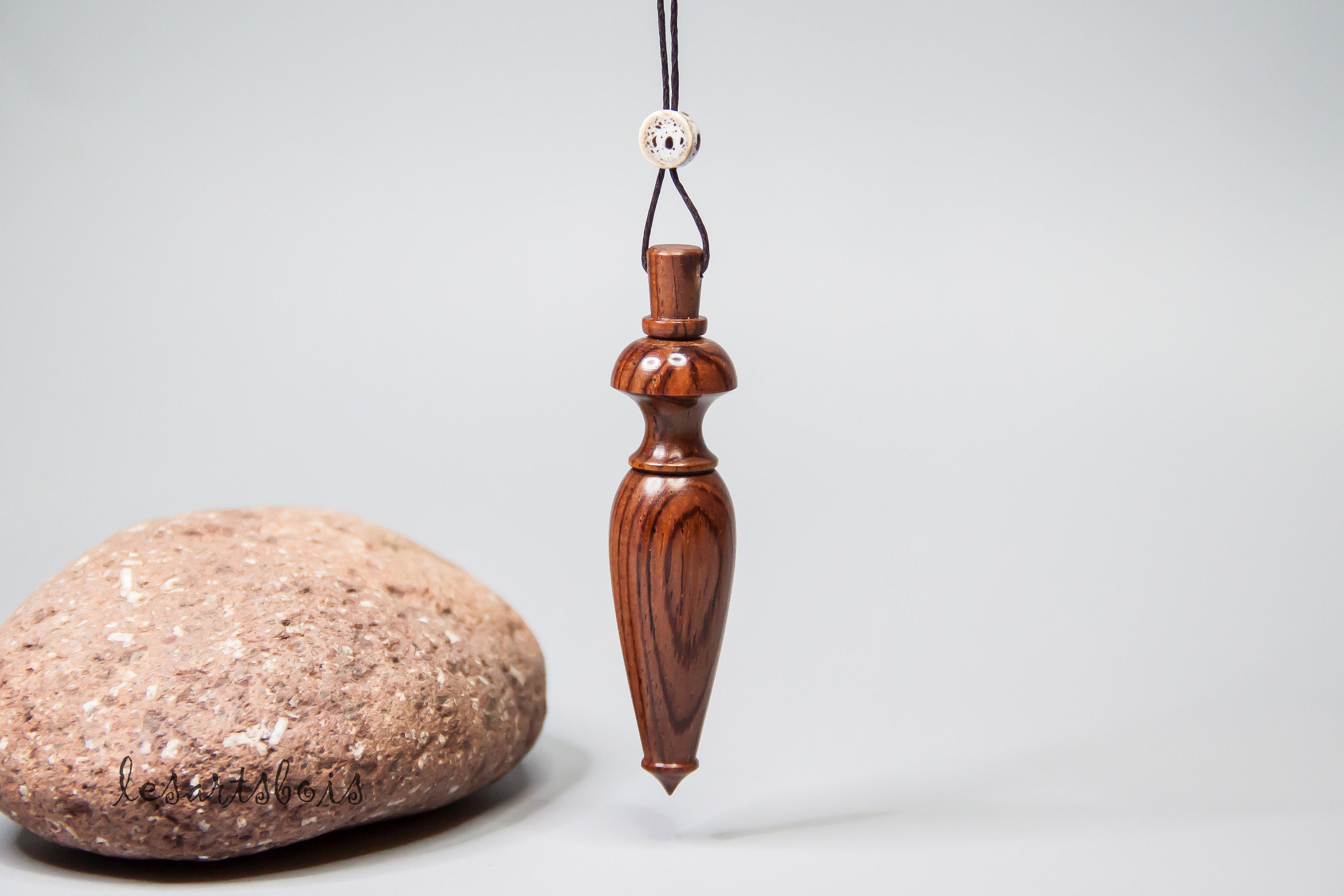 Pendule de Radiesthésie en Bois Précieux Du Brésil | Cocobolo