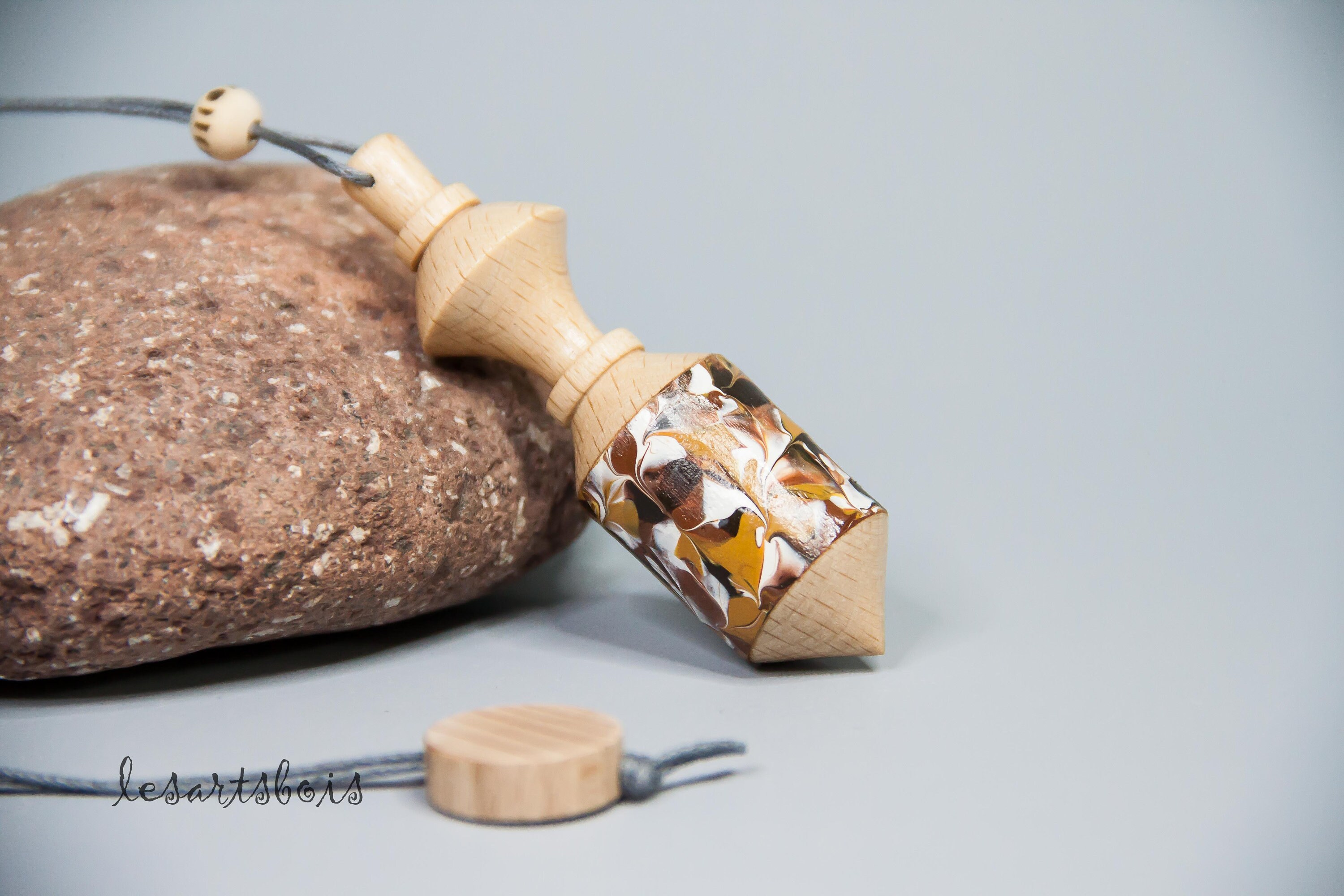 Pendule de Radiesthésie en Bois Hêtre