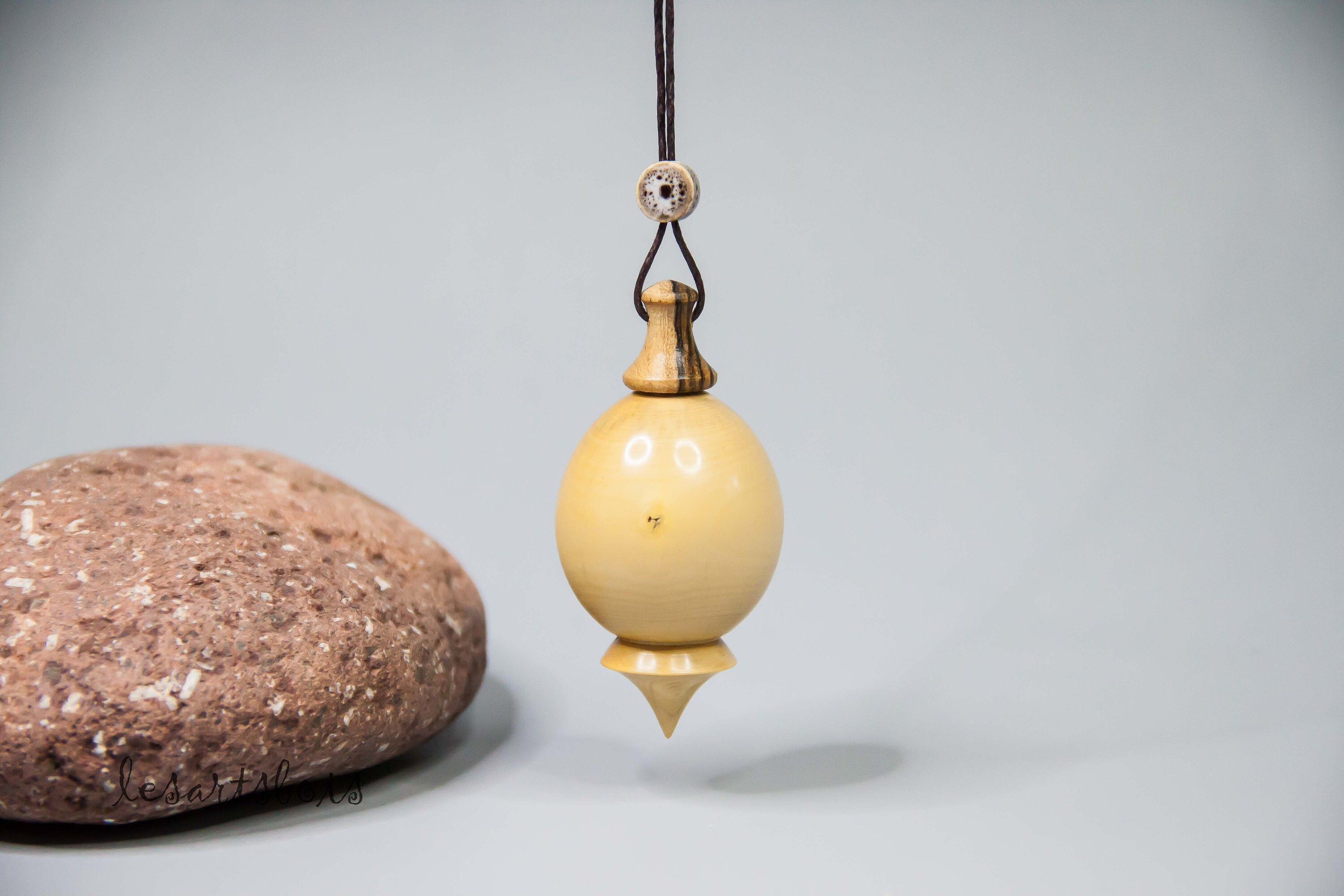 Pendule de Radiesthésie en Bois Buis et Palissandre Du Mexique | Bocote