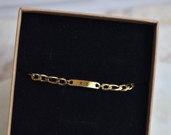 Engraved Initials Bracelet for Men Figaro Dad Bracelet Dad Gift Initial Bracelet Personalized Gold Stainless Steel Anniversary for Him