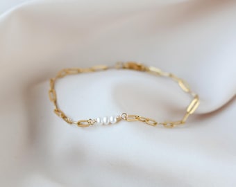 Personalized Pearl Bracelet, Family Bracelet, Best Friend Gift, Mother Bracelet, Friendship Bracelet, Custom Jewelry Meaningful Gift for Her