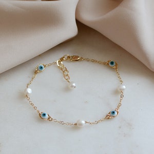 Bracelet mauvais œil, bracelet de perles remplies d'or, bracelet de superposition imperméable, cadeau pour maman, cadeau de fête des mères pour son petit bracelet élégant et élégant