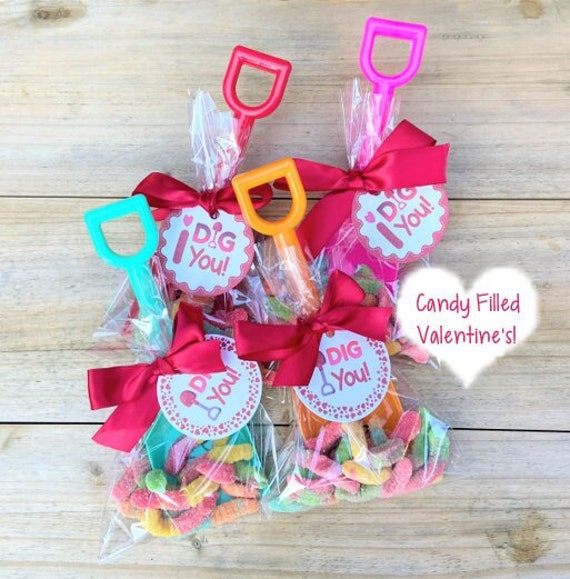 Valentine's Favors, Valentine's Exchange, Valentines Gifts for Kids,  Personalized Valentines Favors, Classroom Favors, I Dig You 