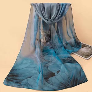 Bellissimo scialle da sera con sciarpa floreale color verde acqua da donna