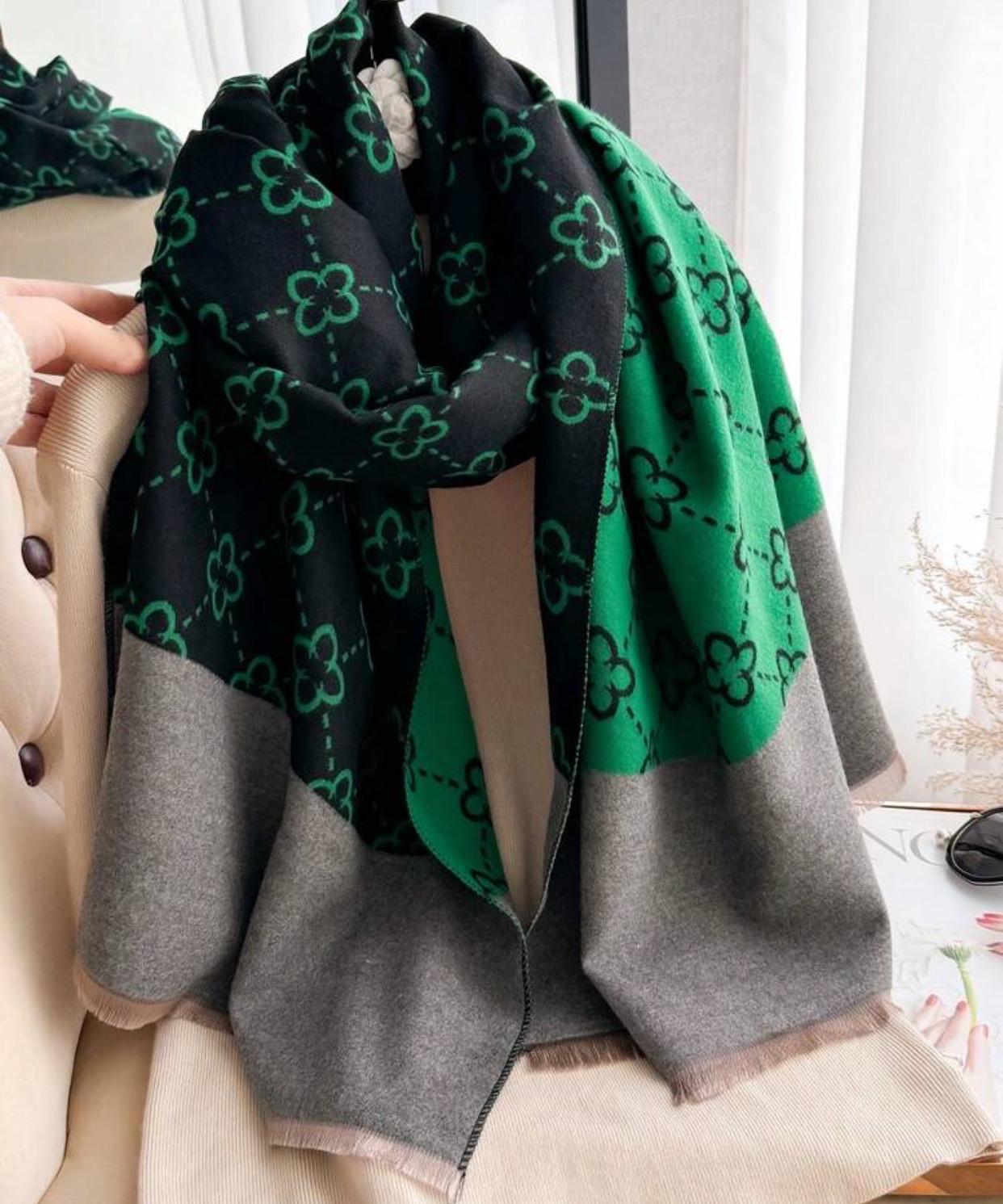 Design Unici per Incrementare le Vendite con sciarpa di pashmina arcobaleno nei Mercati Globali