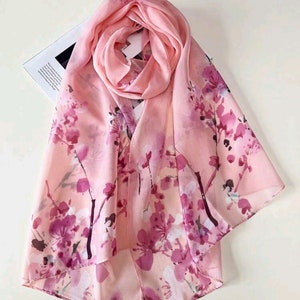 Beautiful Ladies Pink Floral Chiffon Evening Scarf