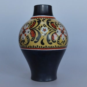 1980s Vintage Porcelain Vase AK Kaiser West Germany