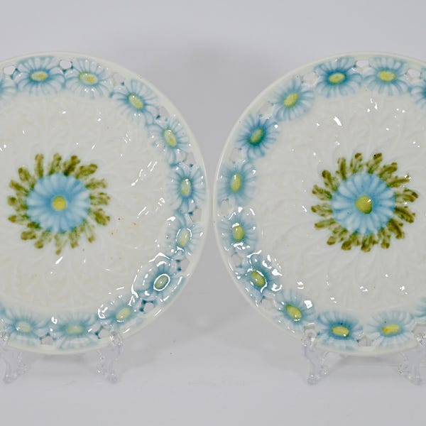 Dos platos de mayólica CHAMOMILE de la década de 1890, Villeroy & Boch, Alemania, platos de postre