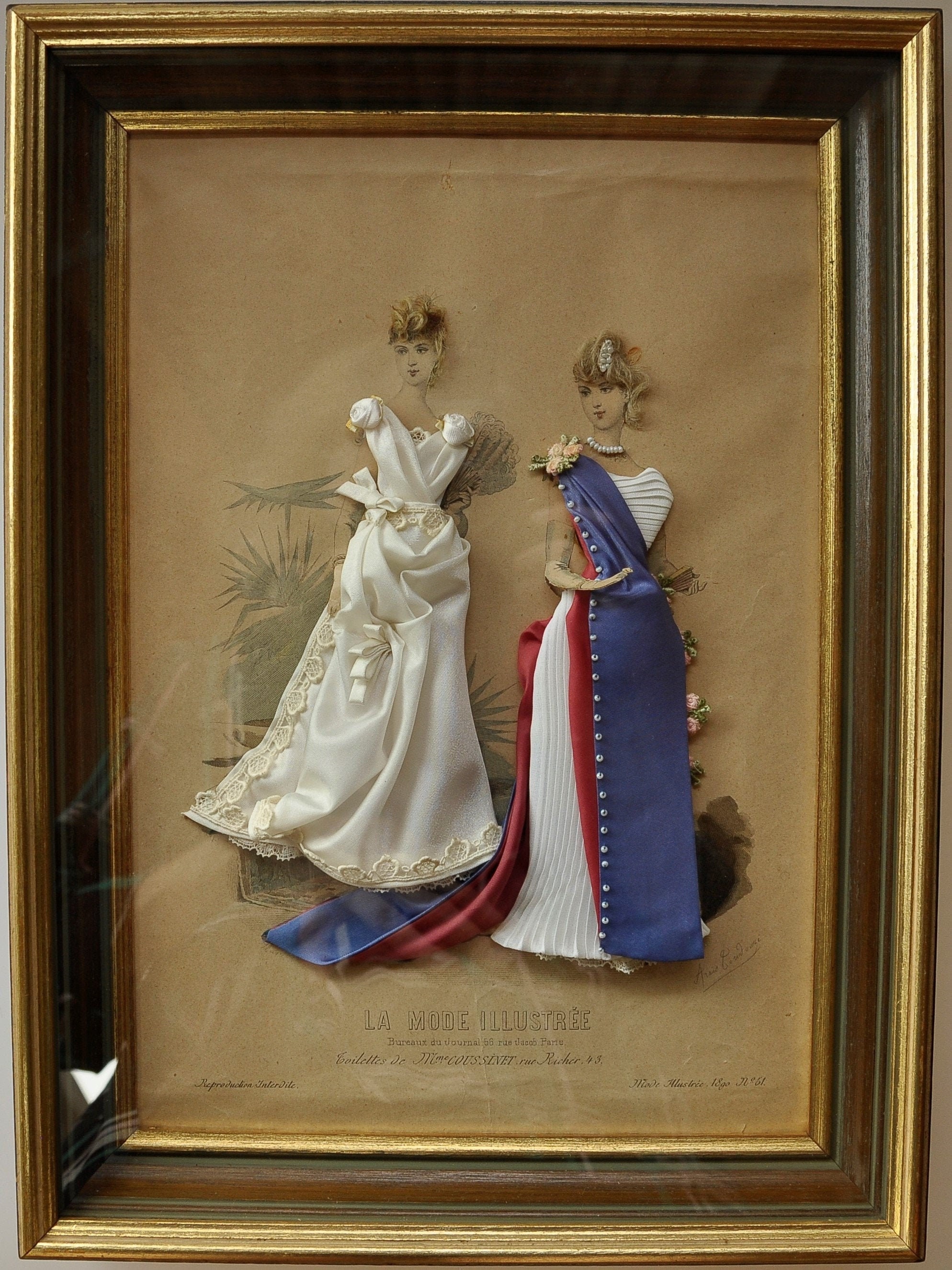 【美品】アンティーク LA MODE ILLUSTRÉE 黒フレーム[3673] La Mode Illustrée Shadow Box: 1890s Parisian Fashion Diorama - Etsy