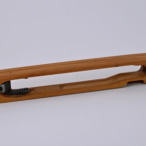 Vintage Wooden Loom Shuttle – Stick Shuttle, Metal Tipped - More shuttles added! 42 cm met. ins brown