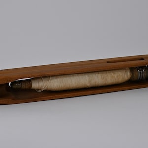 Vintage Wooden Loom Shuttle – Stick Shuttle, Metal Tipped - More shuttles added! 42 cm + bobbin white