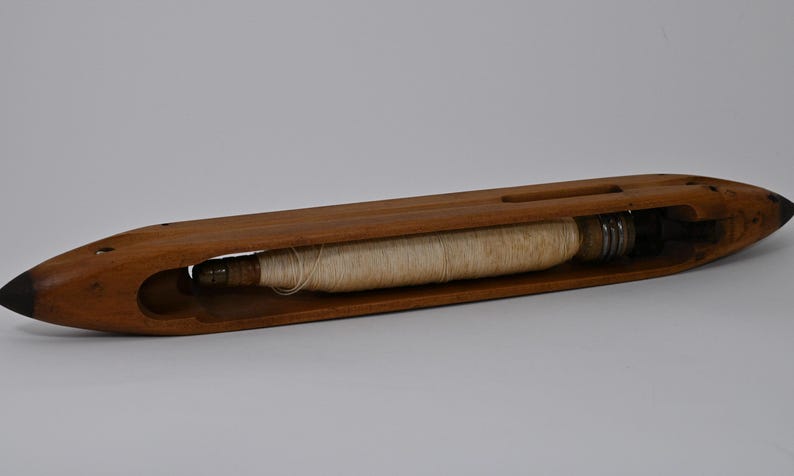 Vintage Wooden Loom Shuttle – Stick Shuttle, Metal Tipped - More shuttles added! 42 cm + bobbin white
