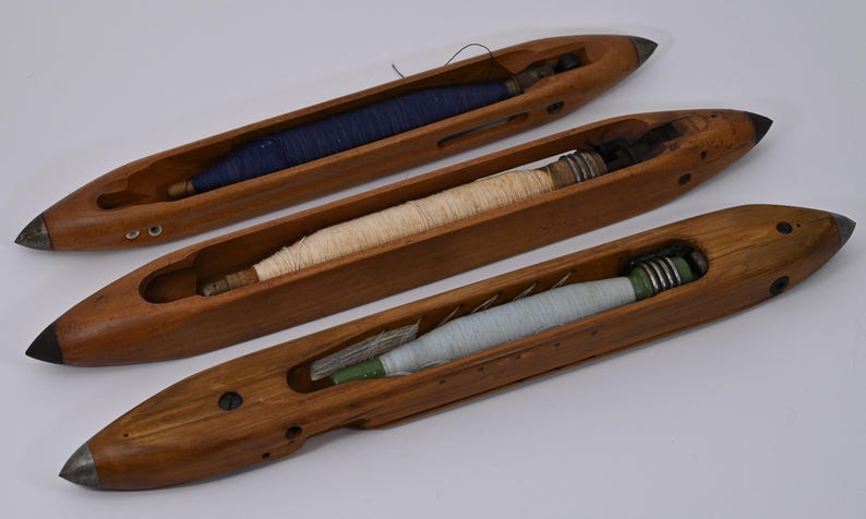 Vintage Wooden Loom Shuttle – Stick Shuttle, Metal Tipped - More shuttles added! 37-42 cm +bobbin
