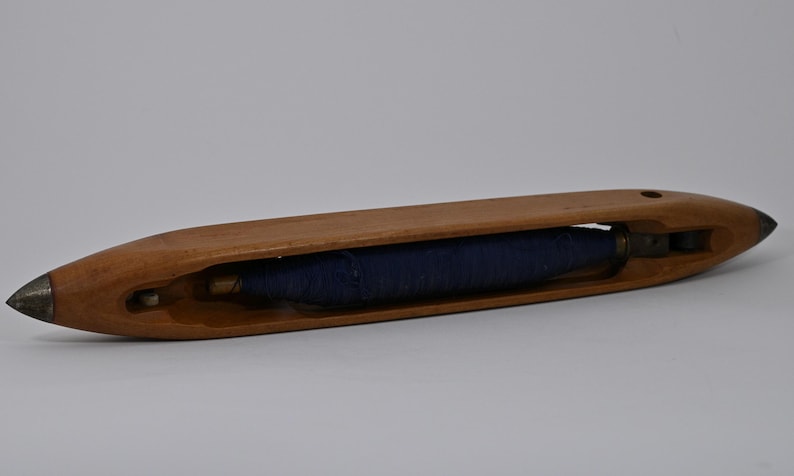 Vintage Wooden Loom Shuttle – Stick Shuttle, Metal Tipped - More shuttles added! 37 cm + bobbin blue