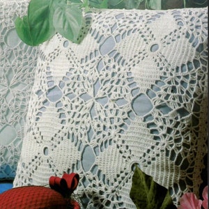 Vintage Four Square Crochet Pillow Pattern (PDF Download)