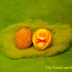 Weihnachtsnuss, Zaubernuss, Jesuskind, gefilzt, Wundernuss, Adventskalender, Weihnachten