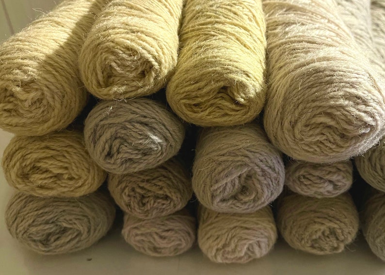 100% wool yarn, rest of factory, 100 virgin wool, knitting yarn yarn, package, yarn wool floor 17 euro / kg Helltöne