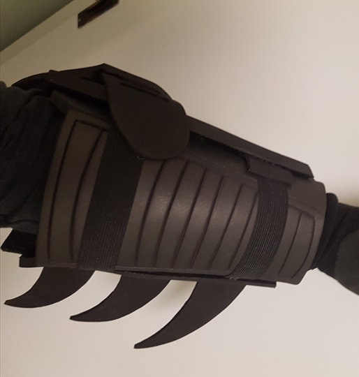 Vengeance Asylum Bat Cosplay Gauntlet Foam Template - Etsy