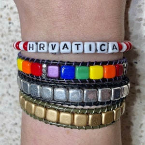 Hrvatica seed bead bracelet Red and White beaded Croatian stretch bracelet - Hrvatska Croatia