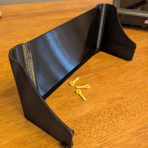 Lowrance HDS Carbon 9 fish finder sunshade - slide on, slide off, easy to secure bild 2